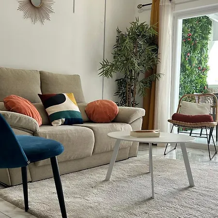 Dubai Apartment *